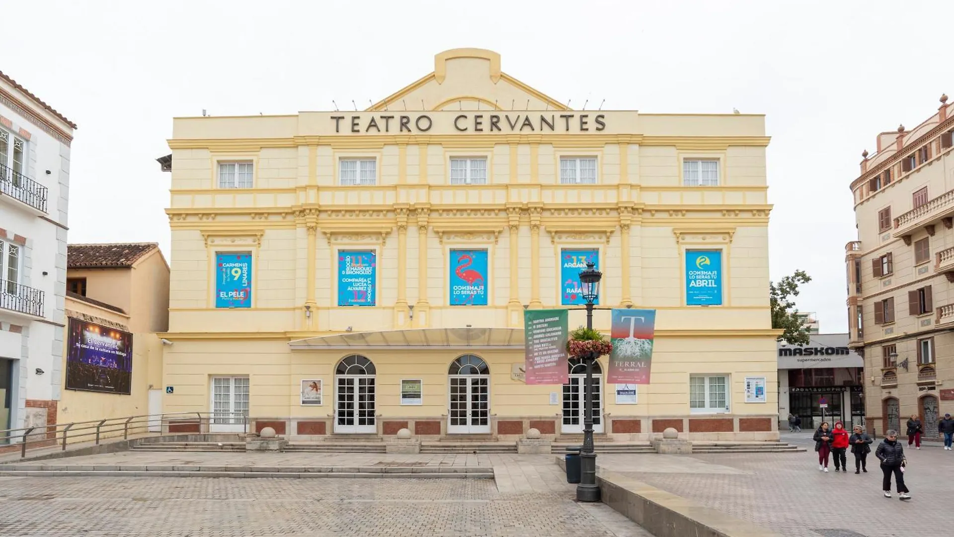 Teatro Plaza Apartments Malaga