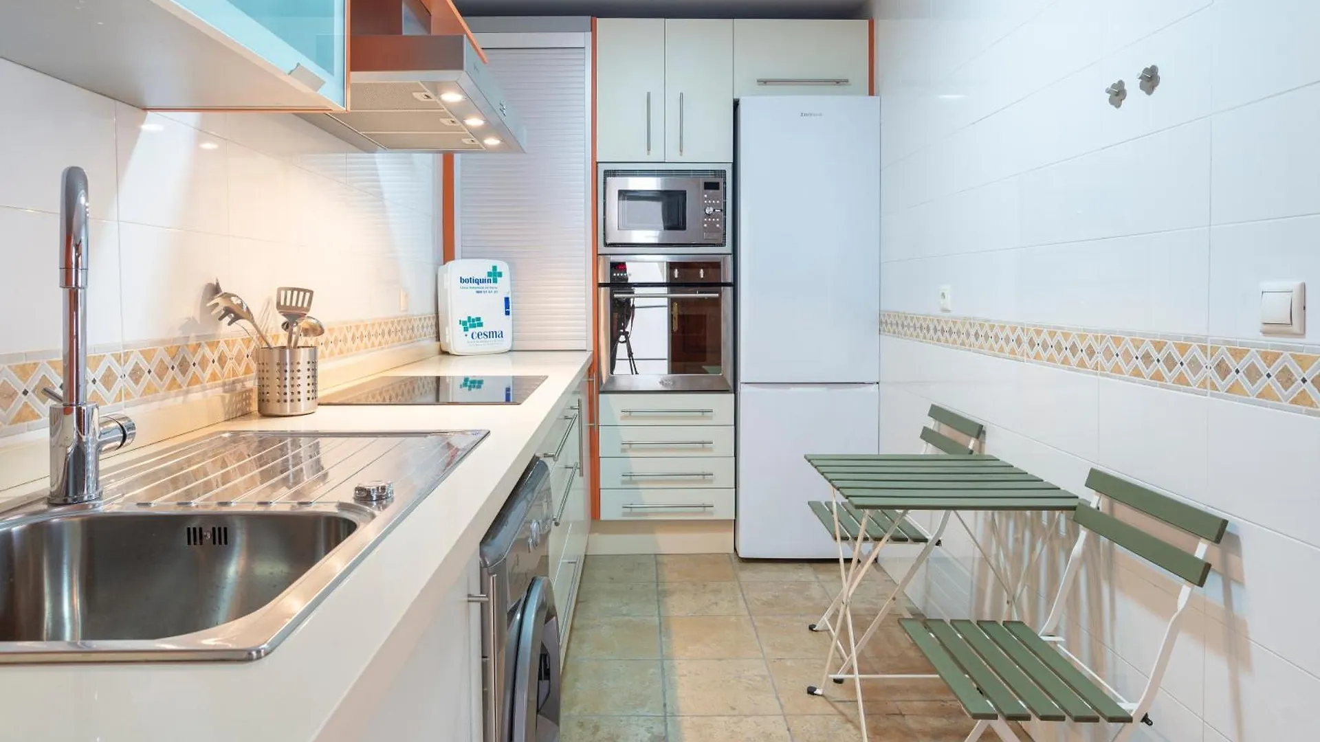Teatro Plaza Apartments Malaga Spain