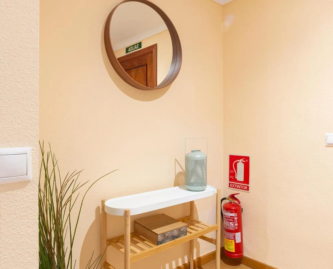 Teatro Plaza Apartments Малага